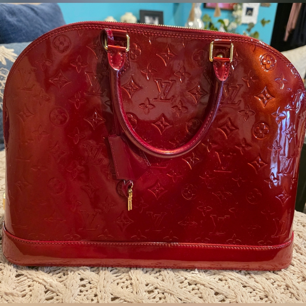 Louis Vuitton Alma GM Vernise